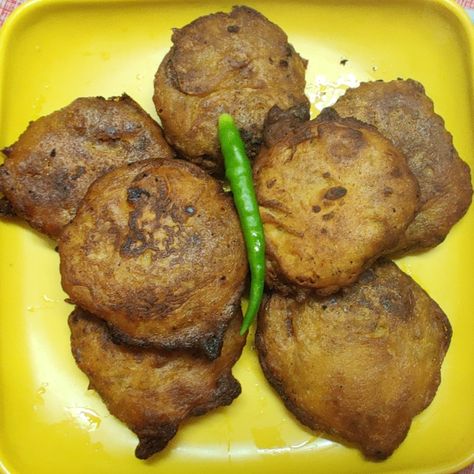 This is the favourite Bengali Aloo-r Chop. Potato Fritters, The Favourite, Tandoori Chicken, Potato, Cooking Recipes, Meat, Chicken, Ethnic Recipes