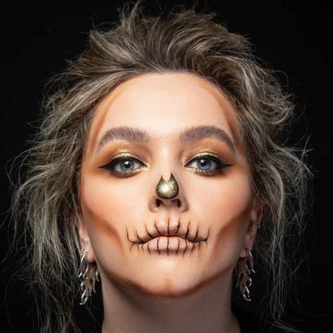 Easy Skeleton Makeup, Simple Halloween Makeup, Makeup By Season, Fairy Halloween Makeup, Skull Halloween Costume, Golden Skeleton, Honey Eyeshadow, Easy Halloween Makeup Ideas, Mermaid Makeup Halloween