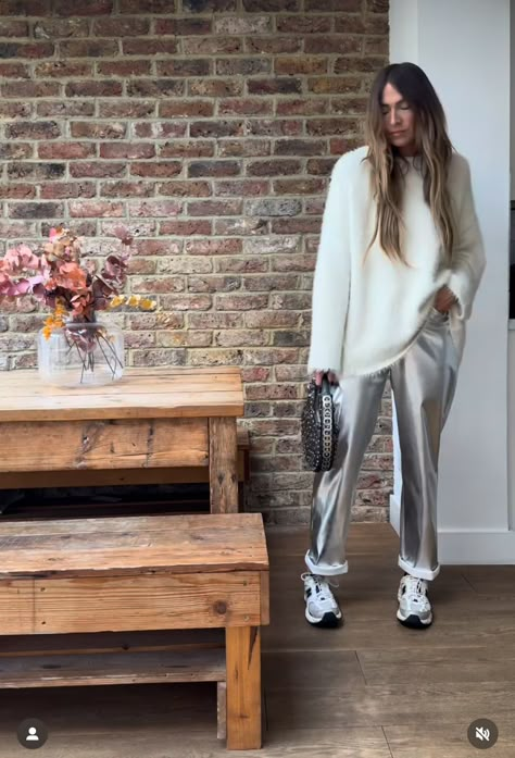 Styling Silver Boots, Silver Trousers Outfits, Metallic Sneakers Outfit, Silver Jeans Outfit, Gold Pants Outfit, Silver Pants Outfit, Coated Jeans Outfit, Metallic Pants Outfit, Metallic Shoes Outfit