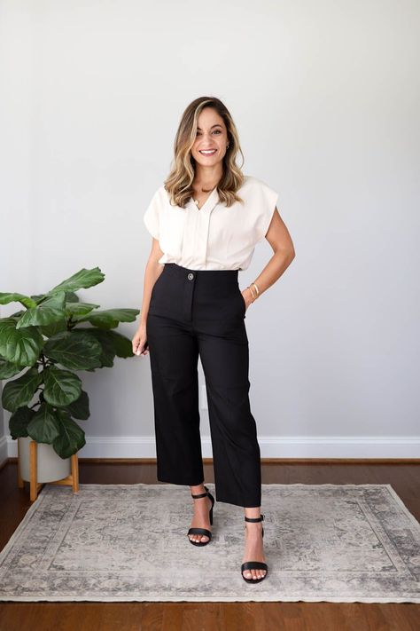 Formal Outfits Dress, Black Outfits For Work, Psychologist Outfit, Formal Outfit Ideas, Networking Event Outfit, Black Work Outfit, Formal Casual Outfits, Event Outfit Ideas, Conference Outfit