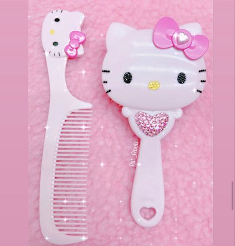 Hello Kitty Nursery, Sanrio Makeup, Brushing Hair, Hello Kitty Hair, Miraculous Ladybug Party, Hello Kitty Gifts, Hello Kitty Shoes, Kids Dress Collection, Charmmy Kitty