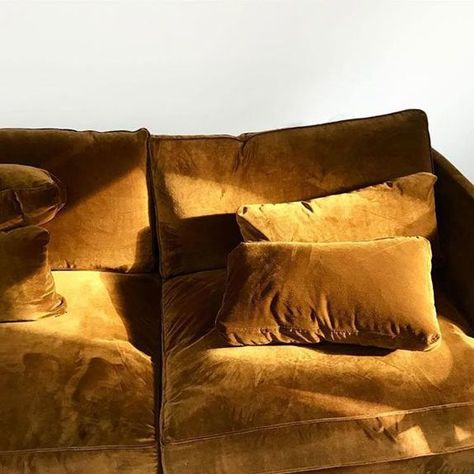 on trend: warm and toasty. Fashion Gone Rouge, Yellow Sofa, Mid Century Boho, Home Sofa, Diy Chair, Eclectic Interior, Velvet Sofa, Mellow Yellow, Bedroom Diy