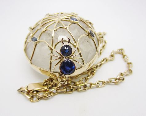 GOLD VINTAGE ONE OF A KIND SPIDERWEB SAPPHIRE QUARTZ CRYSTAL NECKLACE Web Spider, Antique Jewelry Necklace, The Spider, Natural Sapphire, Spider Web, Solid Yellow, Vintage Watches, Crystal Necklace, Quartz Crystal