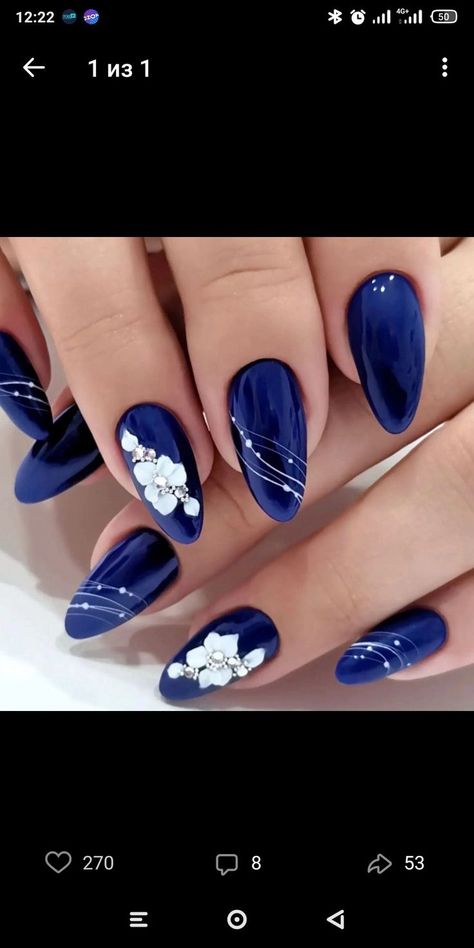 January Nail Colors Winter, Nail Arts Ideas, White Blue Nails, White Christmas Nails, White Foundation, Blue And Silver Nails, Blue Nail Art Designs, Nail Art Designs Images, Art Deco Nails