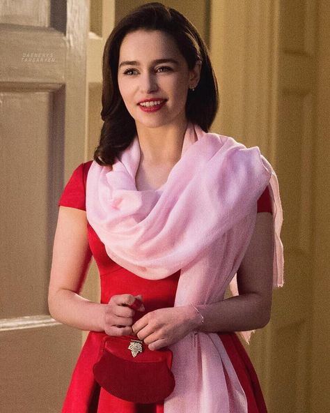 “@emilia_clarke as 'Louisa Clark' in her upcoming movie 'Me Before You', what a babe. ♥️ #mebeforeyou” Emilie Clarke, Emilia Clarke Daenerys Targaryen, Matthew Lewis, Jesse Metcalfe, Joanna Lumley, Vanessa Kirby, Avan Jogia, Ryan Guzman, Taylor Kitsch