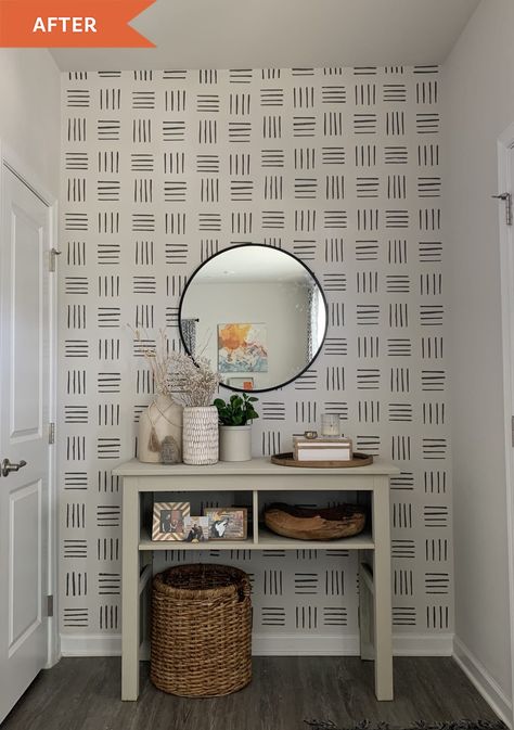 Diy Stencil Wall, Pattern On Wall, Accent Wall Entryway, Wall Entryway, Wall Stencils Diy, Accent Wall Stencil, Diy Mural, Thrifted Decor, Repurposed Decor