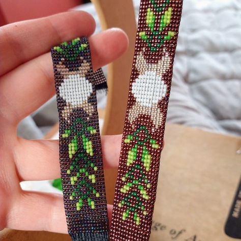 A hand shows a pair of beaded bracelets featuring moons and spring buds. Beading Patterns Loom Pixel Art, Celtic Bead Loom Patterns, Easy Beading, Bead Looming, Loom Designs, Beautiful Beaded Bracelet, Bead Loom Designs, Loom Jewelry, Loom Bracelet Patterns