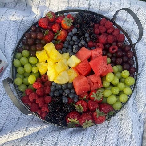 Food Therapy, Healthy Food Motivation, Healthy Lifestyle Food, Healthy Foodie, Beauty Standards, Authentic Self, Food Obsession, Healthy Snacks Recipes, Fruit Bowl