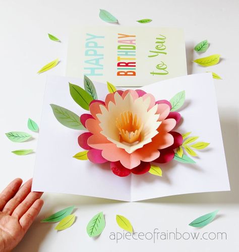 Easy DIY Happy Mother's Day card with beautiful big pop up flower: tutorial, video & free printable templates for handmade version & Cricut print and cut! - A Piece of Rainbow #diy #crafts #crafting #papercraft #papercrafts #greetingcard #valentinesday #birthday #mothersday #flower #cricut #cricutmaker #cricutcrafts Busy Calendar, Pop Up Flower, Pop Up Flower Cards, Cricut Print And Cut, Free Printable Templates, Tapeta Harry Potter, Presente Diy, Diy Flores, Fleurs Diy