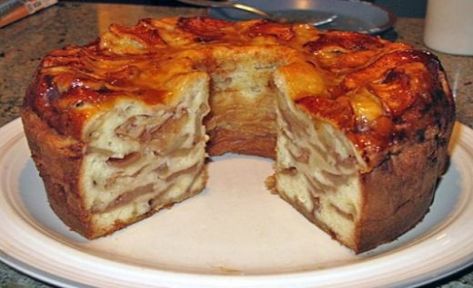 Jewish Desserts, Jewish Holiday Recipes, Kosher Cooking, Apple Recipes Easy, Crown Cake, Tart Baking, Apple Dessert Recipes, Apple Cake Recipes, Kosher Recipes