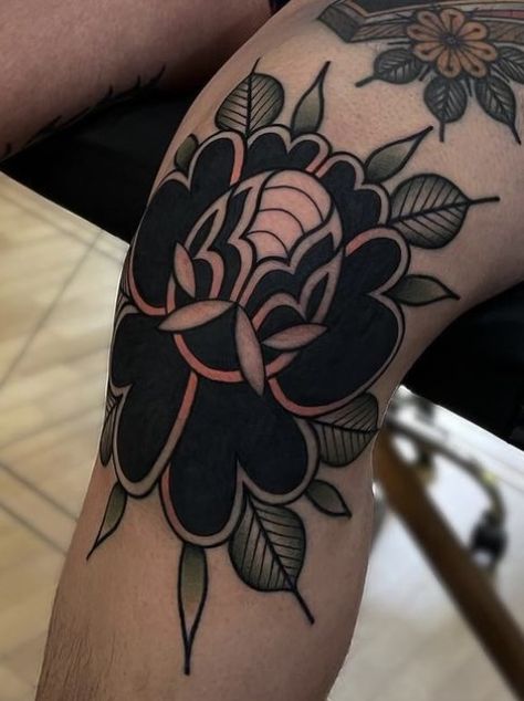 Dark Flower Tattoo Cover Up, Neo Traditional Tattoos Black, Flower Knee Tattoo, Traditional Tattoos Black And Grey, Traditional Tattoos Black, Traditional Tattoo Black And Grey, Neo Traditional Tattoos, Traditional Tattoo Flowers, Flash Ideas