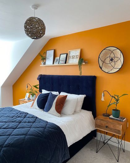 Boys Bedroom Orange, Orange Boys Rooms, Orange Bedroom Walls, Orange Painted Walls, Boy Room Paint, Orange Rooms, Bedroom Color Combination, Orange Bedroom, Bedroom Orange