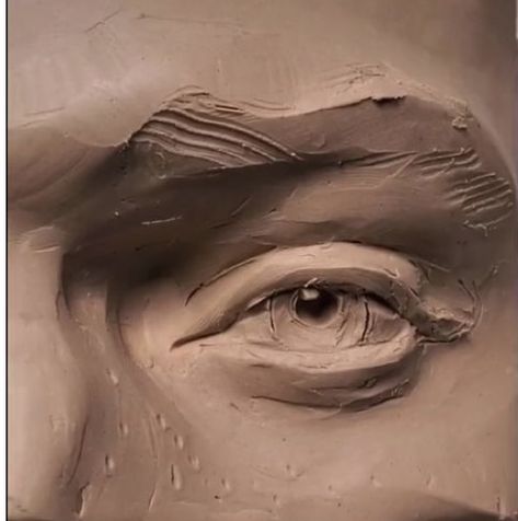 Clay Head Sculpture Ideas, Relief Sculpture Easy, Sculpted Eyes, Clay Face Sculpture, Clay Wings, Eye Clay, Face Pottery, Ceramic Heads, Painted Sculpture