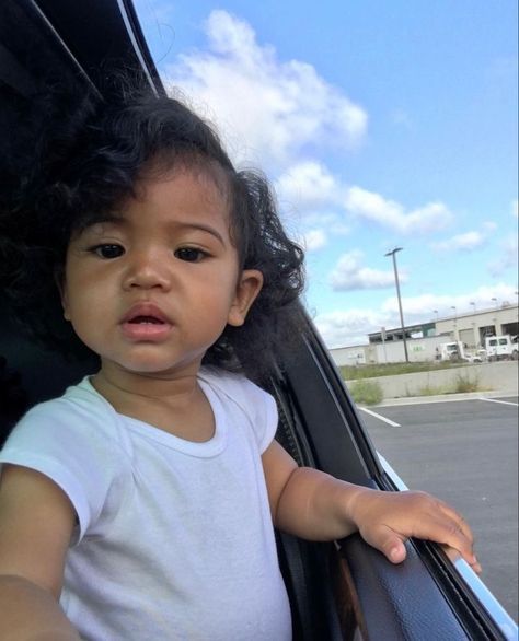 Blasian Babies, Newborn Black Babies, Mix Baby Girl, Mommy Moments, Mommy Goals, Berry Ave, Cute Funny Babies, Mixed Babies