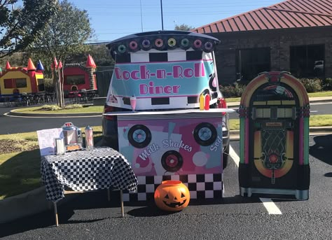 1950s Trunk Or Treat Ideas, 50s Theme Trunk Or Treat, 50s Trunk Or Treat Ideas, 50s Diner Trunk Or Treat, Grease Trunk Or Treat, Grease Trunk Or Treat Theme, Festival Of Tables, Trunk And Treat, 50s Theme Parties