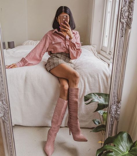 Tall Pink Boots Outfit, Pink Thigh High Boots Outfit, Pink Knee High Boots Outfit, Pink Boots Outfit, Pink Knee High Boots, Thigh High Boots Outfit, Knee Boots Outfit, Heel Knee High Boots, Career Outfits