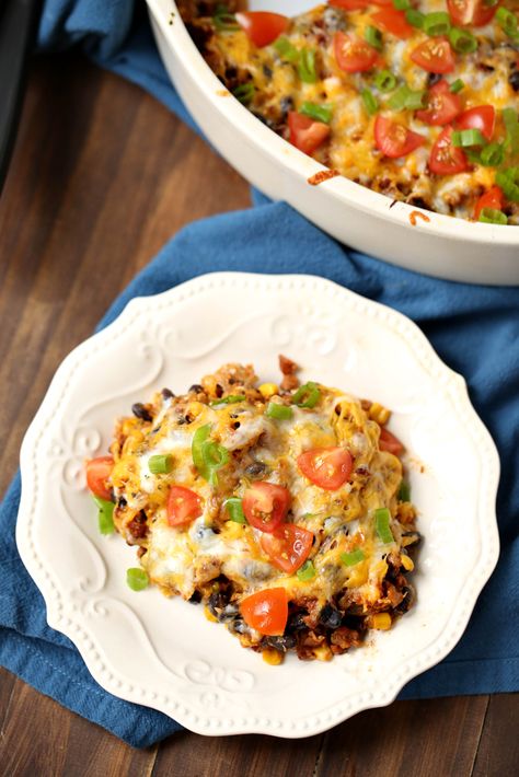 Weight Watchers Vegetarian Taco Casserole Vegetarian Taco Casserole, Weight Watchers Casserole Recipes, Recipes Greek Yogurt, Weight Watchers Vegetarian, Weight Watchers Casserole, Vegetarian Taco, Recipes Greek, Vegetarian Tacos, Weight Watcher Dinners