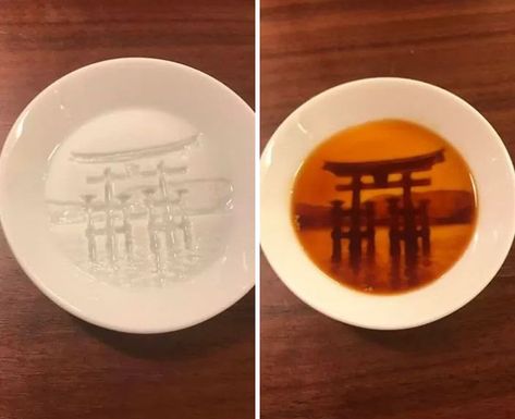 After Pouring Soy Sauce Into These Plates, Entire “Hidden Paintings” Appear | Bored Panda Stick Figure Costume, Star Ice Cubes, Porcelain Dishes, Game Of Thrones Dragons, Porcelain Dish, Japanese Design, Everyday Items, Soy Sauce, Food Print