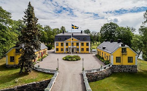 The Most Beautiful Manor in Uppland, Sweden, is For Sale | Swedes in the States Atlanta Mansions, Norway House, Scandinavian Houses, Scandinavian House, Travel Bedroom, Sweden House, Sims House Plans, Gorgeous Houses, Mansions Homes