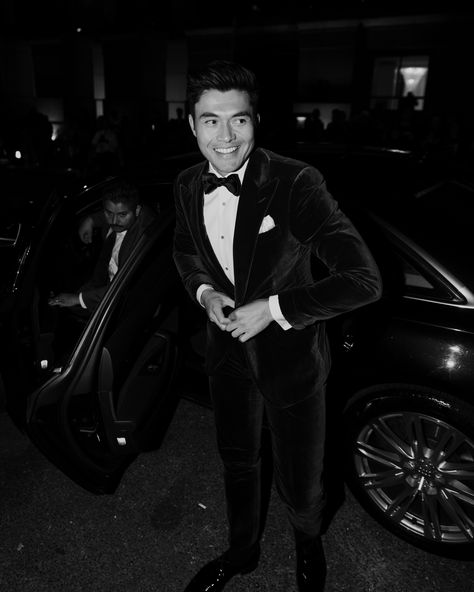 Henry Golding, Crazy Rich Asians, Hollywood Men, Great Smiles, Lower Manhattan, Good Looking Men, Star Fashion, Celebrity Crush, A Good Man