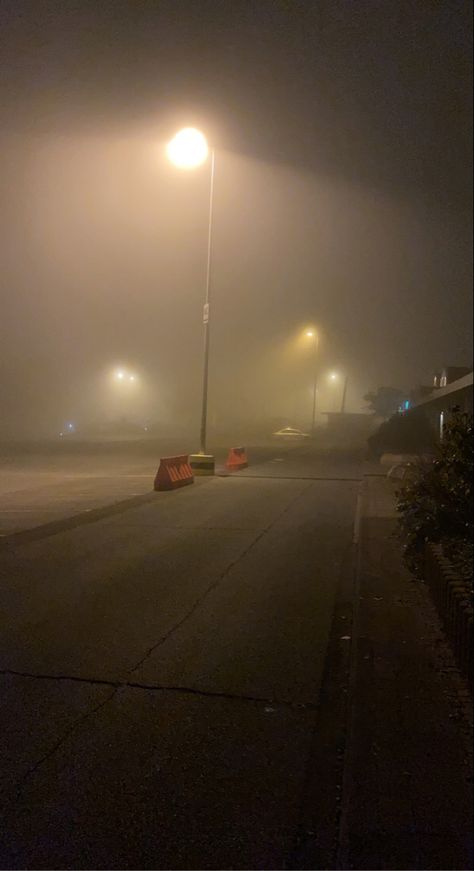 #aesthetic #gloomy #halloween #wallpaper #fog #foggy #foggyweather #emptytown #dark #cloudy #sirenhead Dark Foggy Aesthetic City, Foggy Sky Aesthetic, Foggy City Wallpaper, Foggy Weather Aesthetic, Suburbs Aesthetic, Gloomy Wallpaper, Foggy Aesthetic, Fog Aesthetic, Foggy Sky