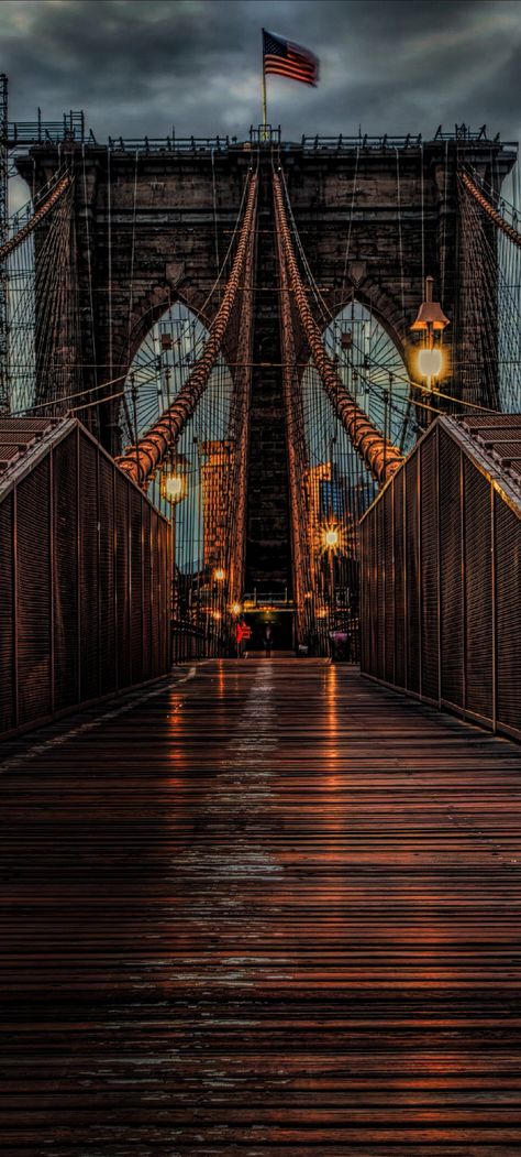 New York Lockscreen, New York Iphone Wallpaper, Iphone Wallpaper Moon, Travel Wallpapers, Sunset Iphone Wallpaper, Landscape Architecture Portfolio, Bridge Wallpaper, Eiffel Tower Photography, Cityscape Wallpaper