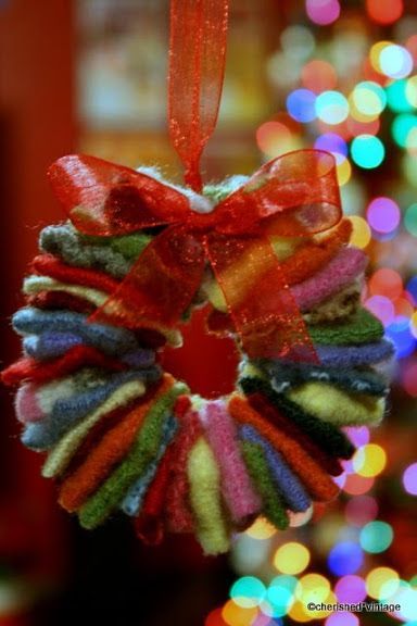 Christmas Tea Party, December Crafts, Wreath Ornament, Felted Wool Crafts, Felt Wreath, Recycled Sweaters, Felt Christmas Decorations, Diy Felt, Wool Projects