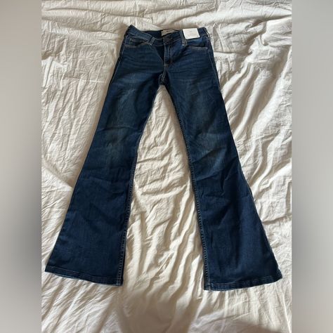 Brand New Hollister Jeans, Flared Jeans, Jeans Color, Jeans Boot Cut, Jeans And Boots, Flare Jeans, Boot Cut, Hollister, Mid Rise