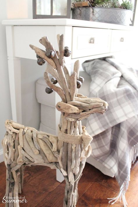 Florida Christmas, driftwood reindeer Driftwood Reindeer Diy, Christmas Driftwood Ideas, Driftwood Reindeer, Driftwood Christmas Decorations, Christmas Driftwood, Beachy Christmas Decor, Christmas Neutral, Driftwood Creations, Seaside Christmas