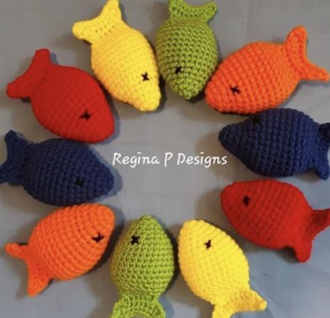 Crochet Fish Patterns, Crochet Fish, By Regina, Fish Patterns, Crochet Free, New Month, Unique Crochet, Amigurumi Free Pattern, Half Double Crochet