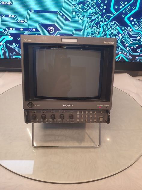 Crt Monitor Aesthetic, Sony Trinitron, Crt Monitor, Crt Tv, Bnc Connector, Tv Head, Old Technology, Substance Designer, Sony Tv