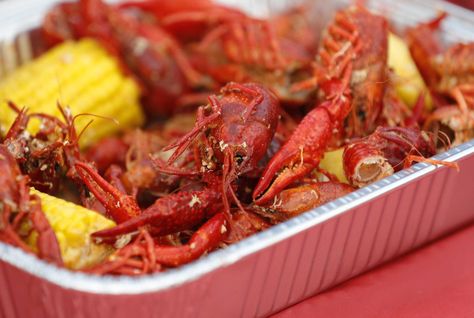 Crawfish Recipes, Kettle Grills, Offset Smoker, Backyard Grilling, Cajun Seasoning, Easy Dishes, Gumbo, What You Eat, Gulf Coast