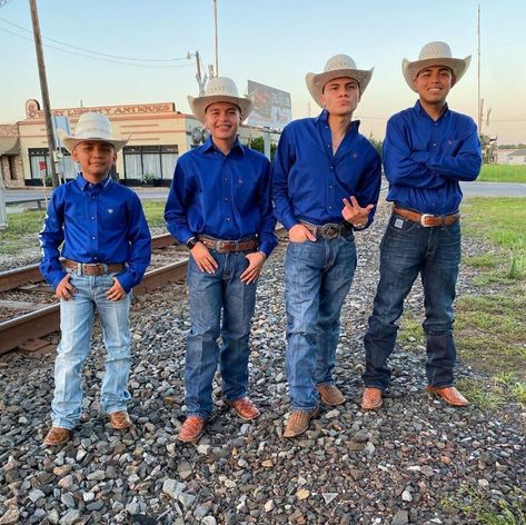 Chambelanes Outfits Quinceanera Vaquero, Charro Chambelanes Outfits, Quince Chambelanes, Quince Court Outfits, Surprise Dance Outfits Quinceanera, Quince Chambelanes Outfits, Quince Surprise Dance Outfits, Chambelan Outfits, Chambelanes Outfits Quinceanera