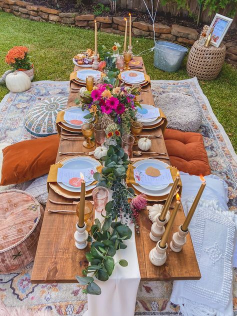 Boho Outdoor Table Decor, Backyard Boho Party, Fall Picnic Birthday Party, Boho Party Decorations Bohemian, Friendsgiving Picnic, Outdoor Friendsgiving, Eucalyptus Runner, Bohemian Dinner Party, Centerpiece Eucalyptus