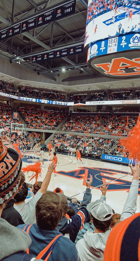 Auburn Basketball, Manifesting Vision Board, Dream School, Casual Preppy Outfits, Auburn University, Basketball Games, Preppy Outfits, Auburn, Victorious