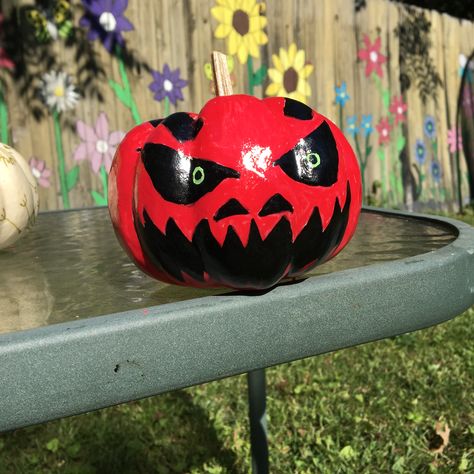 Painted pumpkins devil Devil Pumpkin Painting, Devil Pumpkin Carving, Emoji Pumpkin Carving, Devil Pumpkin, Creative Pumpkin Painting, Sparkle Paint, Contest Ideas, Disney Pumpkin Carving, Red Pumpkins