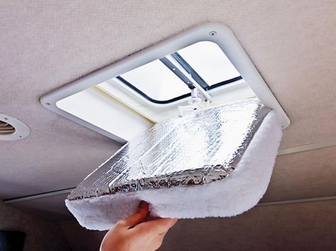 Use these special RV reflective sun cushions to keep out the heat in the summer. Astuces Camping-car, Skylight Covering, Camper Hacks, Rv Makeover, Camper Makeover, Rv Accessories, Camper Living, Pop Up Camper, Remodeled Campers