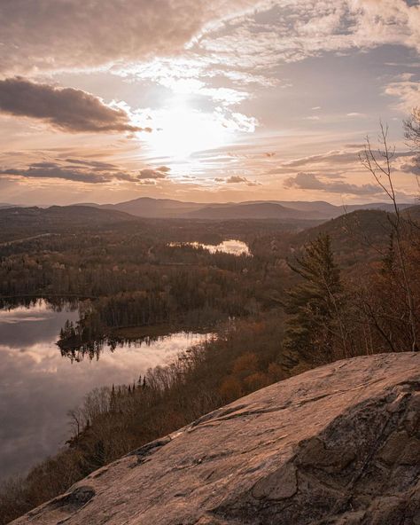 CLAUDIA | hiking + adventure on Instagram: “Is it just me or does that lake in the center look like a heart? 🧡 Do you see it too? Happy Earth Day 🌍🌱 📍Lanaudière, Québec…” Hiking Quebec, Mountains Hiking, Happy Earth Day, Hiking Adventure, Is It Just Me, Explore Canada, Happy Earth, Mountain Hiking, Earth Day