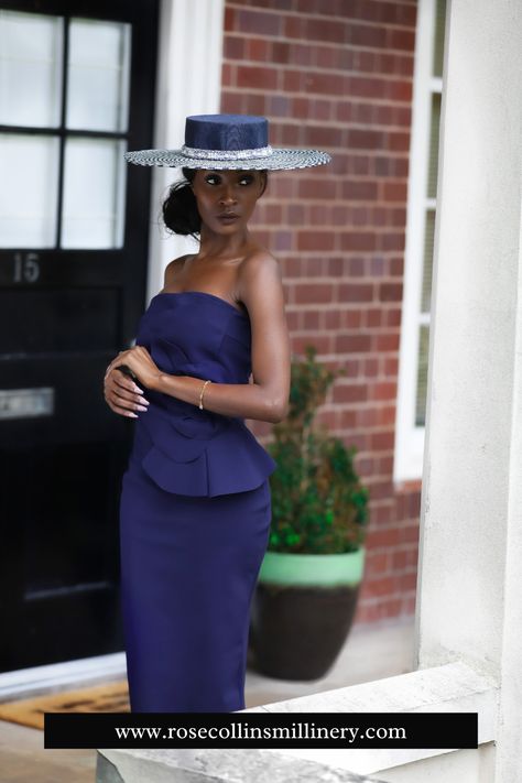 Make a grand entrance and set the trend with RoseCollinsMillinery's bespoke hats and fascinators. Embrace individuality and stand out from the crowd in the most stylish way. Navy Blue Hat Outfit, Horse Race Outfits For Women, Boater Hat Outfit, Kentucky Derby Outfit For Women, Boater Hat Women, Horse Race Outfit, Kentucky Derby Attire, Hat Outfit Summer, Printed Outfits