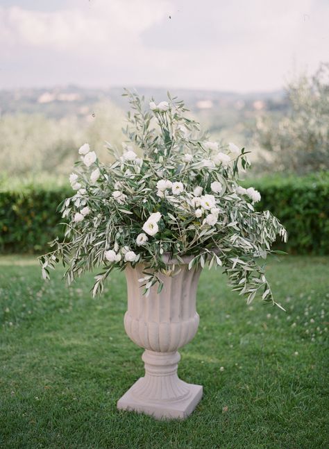 Tuscan Wedding Flowers, Large Vase With Flowers, Tuscan Villa Wedding, Olive Branch Wedding, Urn Arrangements, Terrarium Wedding, Olive Wedding, Wedding Alters, Altar Arrangement