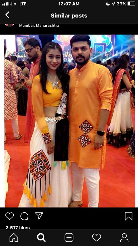 Navratri Couple Outfits, Navratri Girl, Navratri Look Ideas, Navratri Outfits Ideas, Navratri Look, Navratri Outfits, Choli Design, Navratri Dress, Fashion Show Dresses