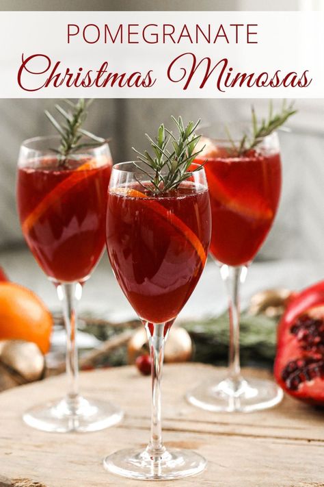 One of my favorite (and easiest) drinks is this Christmas Mimosa recipe. Mimosas are typically made with orange juice and champagne and found during Sunday brunch or on special occasions. But Christmas Mimosas, or Holiday Mimosas, are made a little differently. Red Mimosa Recipe, Christmas Mimosa Recipe, Holiday Mimosas, Summer Drink Recipes Nonalcoholic, Holiday Mimosa, Christmas Mimosas, Engagement Party Desserts, Mimosa Plant, Drinks Alcohol Recipes Easy