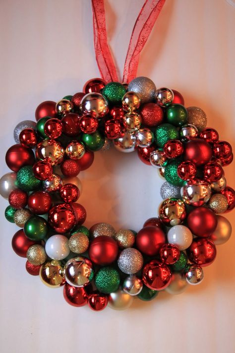 Christmas Bulb Wreath Tutorial Christmas Balls Wreath Diy, Christmas Bulb Wreath, Bulb Wreath, Window Baskets, Christmas Weather, Ball Wreath, Winter Window, Christmas Ornament Wreath, Homemade Ornaments