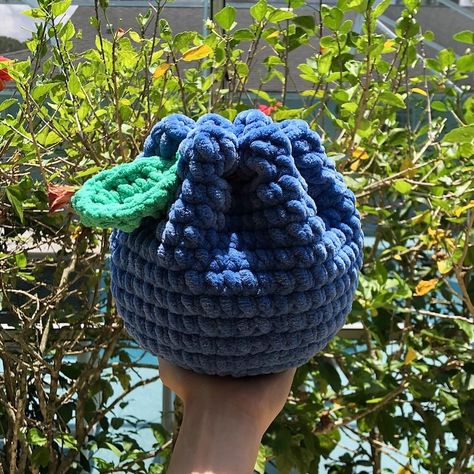 Fruit Crochet Bag, Blueberry Crochet, Crochet Pouch, Kawaii Crochet, Bag Crochet, Sewing Design, Sewing Embroidery Designs, Fun Crochet Projects, Yarn Projects