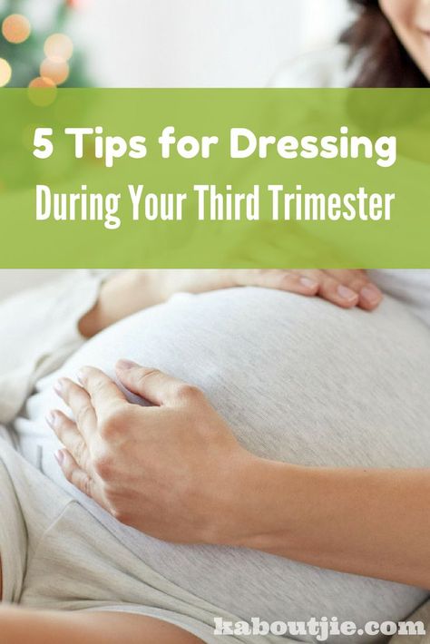 5 Tips For Dressing For Your Third Trimester  When your bump gets big it gets a little harder to dress and look great while still being comfortable.   #maternityclothing #dressingforthridtrimester #3rdtrimester #thirdtrimester #maternity #maternityskirt #maternitypants #maternitytops Mommy Inspiration, Third Trimester Pregnancy, Breastfeeding Fashion, Modern Maternity, Mom Health, All About Pregnancy, Mommy Tips, 3rd Trimester, Pregnancy Quotes