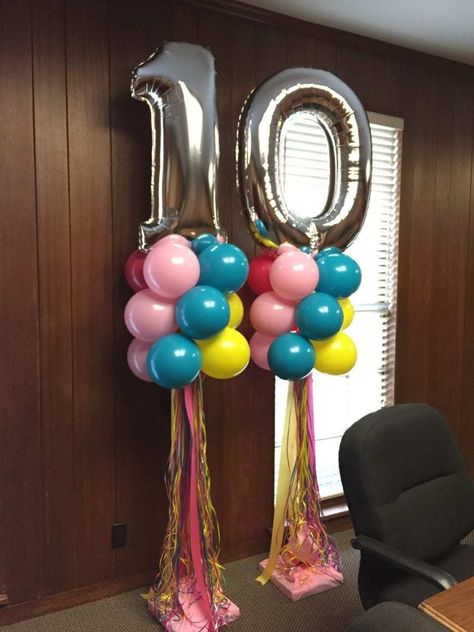 Balloons With Numbers, Balloon Column With Numbers, Balloon Decorations Numbers, Balloon Columns With Numbers, Balloon Number Display, Number Balloons Decoration, Number Balloon Columns, Balloon Columns Ideas, Number Balloon Bouquet