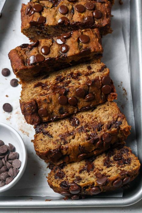 Vegan Chocolate Chip Banana Bread - Organically Addison Vegan Chocolate Chip Banana Bread, Vegan Chocolate Banana Bread, Strawberry Banana Bread Recipe, Vegan Breakfast Ideas, Best Vegan Breakfast, Healthy Breads, Organically Addison, Egg Free Desserts, Chocolate Chip Banana Bread Recipe