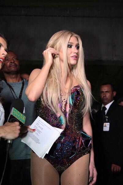 Kesha Die Young, Kesha Rose, My Queen, Die Young, Kesha, On Stage, Concert Outfit, Go On, New Music