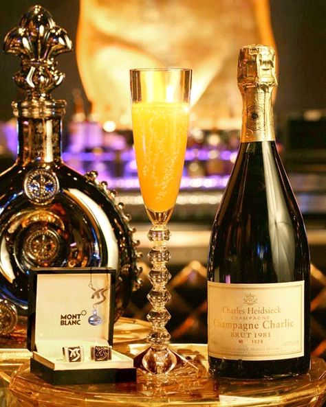 Vegas’s Ono Champagne Cocktail - $10,000-Most Expensive Alcoholic Drinks Champagne Cocktail, Most Expensive, Luxury Life, Shades Of Grey, Luxury Living, Whiskey Bottle, Jdm, Martini, Cognac