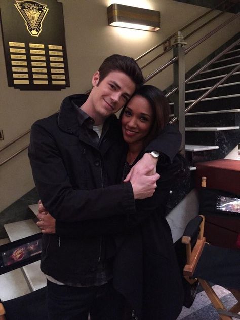 Grant Gustin & Candice Patton Iris West, Grant Gustin, Flash, White